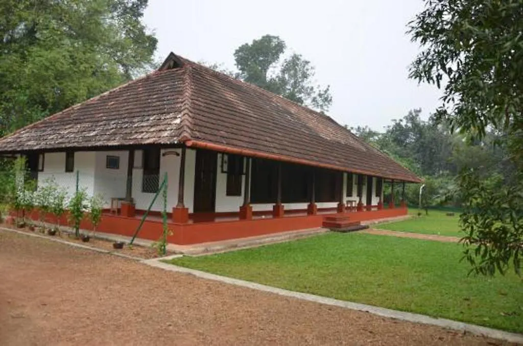 Kuruvinakunnel Tharavadu Apartment Kottayam Homestay
