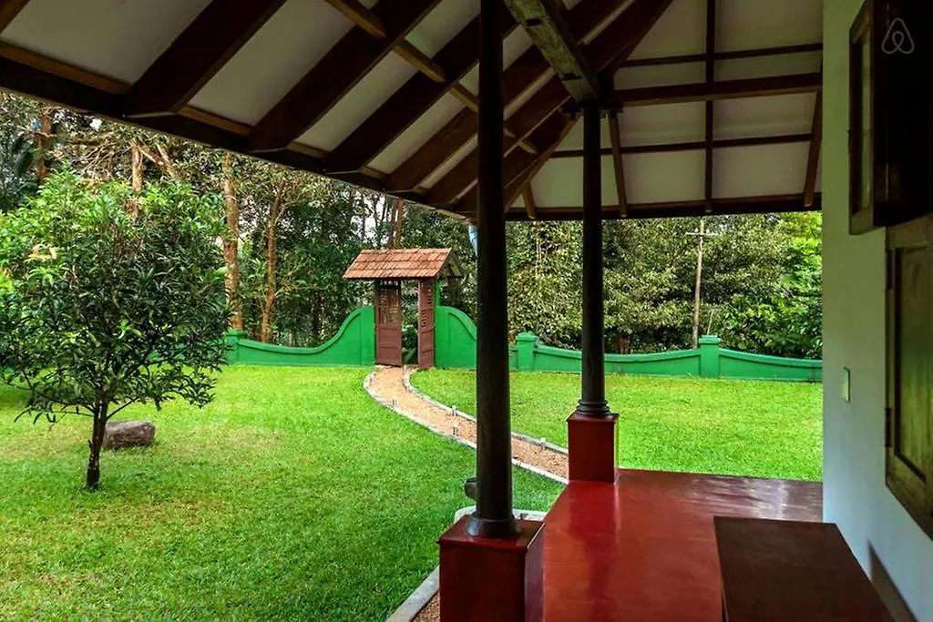 Homestay Kuruvinakunnel Tharavadu Apartment Kottayam